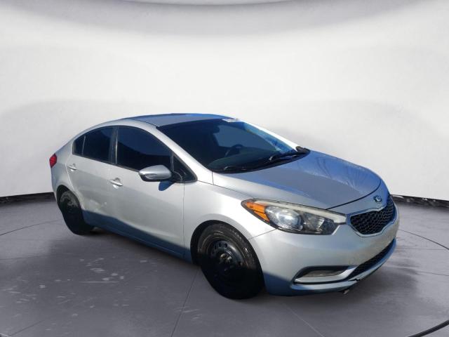 Photo 4 from auction – 2015 KIA FORTE LX with VIN KNAFX4A65F5404100
