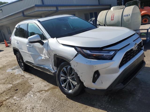 Photo 4 from auction – 2023 TOYOTA RAV4 XLE P with VIN 4T3B6RFV2PU112481