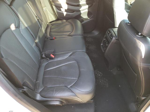 Photo 11 from auction – 2018 BUICK ENVISION E with VIN LRBFX1SA8JD083543