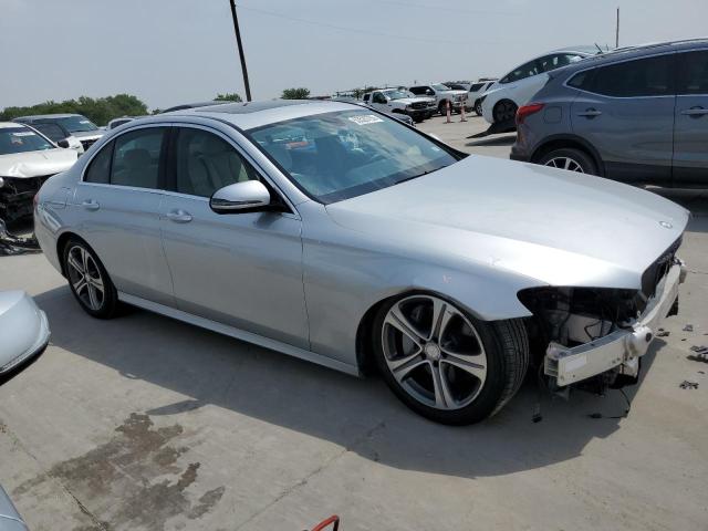 Photo 4 from auction – 2017 MERCEDES-BENZ E 300 with VIN WDDZF4JB9HA098003