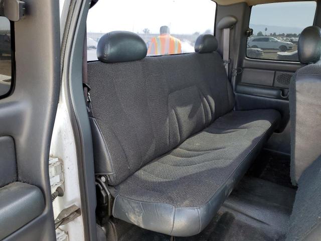 Photo 10 from auction – 2000 CHEVROLET SILVERADO with VIN 2GCEK19T5Y1260185