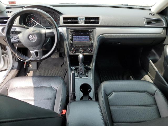 Photo 8 from auction – 2015 VOLKSWAGEN PASSAT S with VIN 1VWAT7A37FC120380