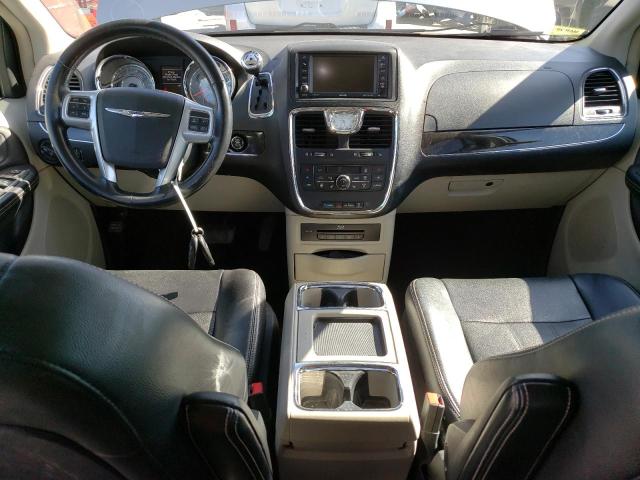 Photo 8 from auction – 2013 CHRYSLER TOWN & COU with VIN 2C4RC1CG0DR664954