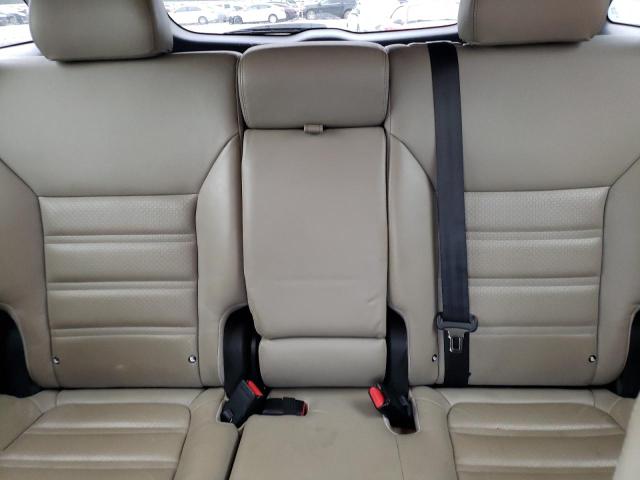 Photo 10 from auction – 2016 KIA SORENTO EX with VIN 5XYPH4A13GG155474