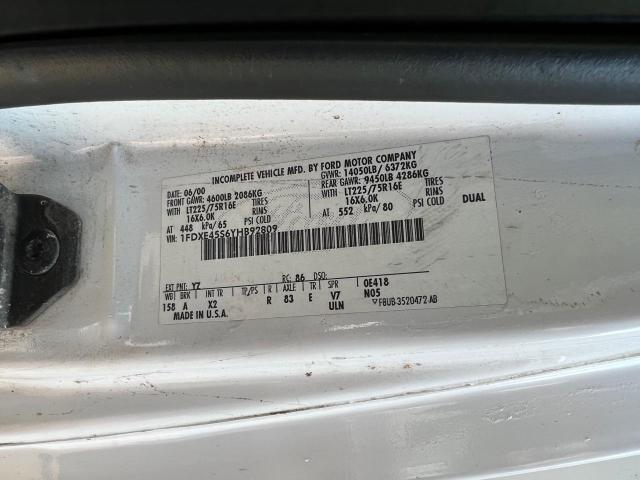 Photo 10 from auction – 2000 FORD ECONOLINE with VIN 1FDXE45S6YHB92809