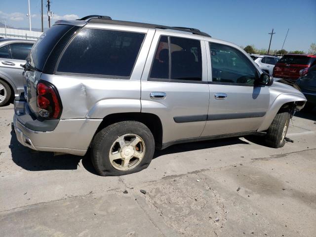 Photo 3 from auction – 2005 CHEVROLET TRAILBLAZE with VIN 1GNDT13S352231585