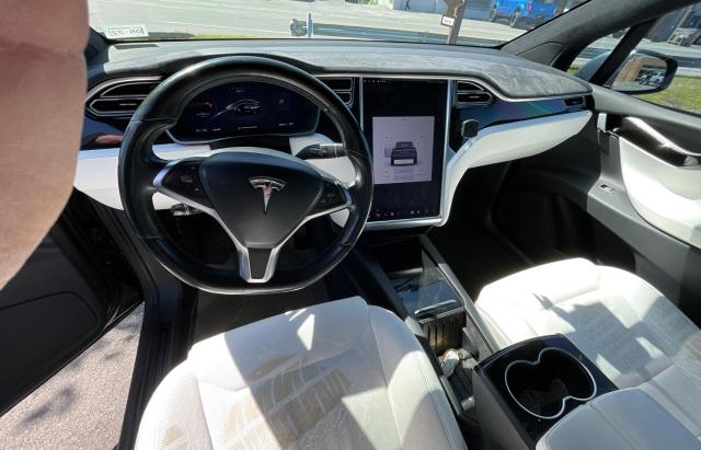 Photo 9 from auction – 2016 TESLA MODEL X with VIN 5YJXCBE2XGF016858