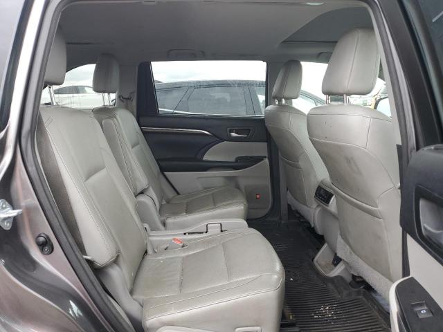 Photo 11 from auction – 2015 TOYOTA HIGHLANDER with VIN 5TDDCRFH6FS010712