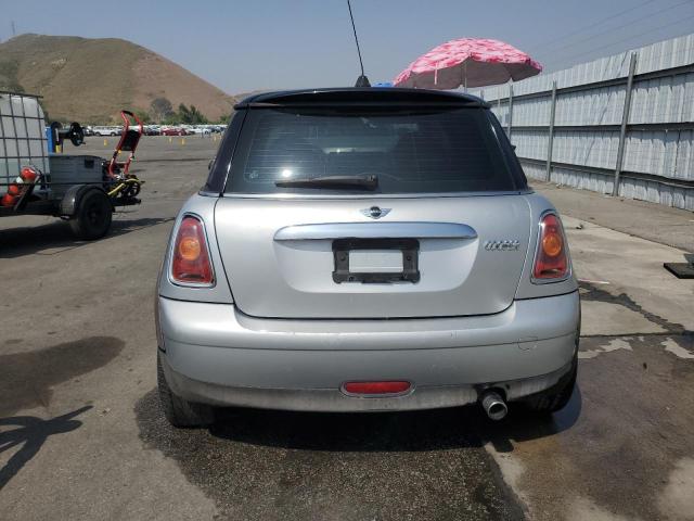 Photo 6 from auction – 2007 MINI COOPER with VIN WMWMF33567TL77334