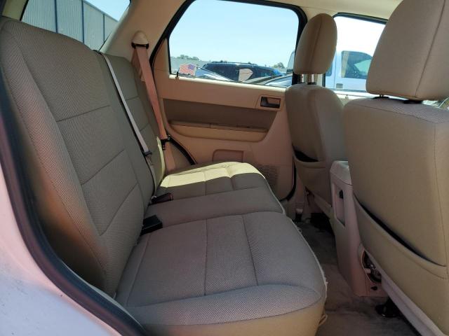 Photo 11 from auction – 2010 FORD ESCAPE XLT with VIN 1FMCU0DG4AKB02377