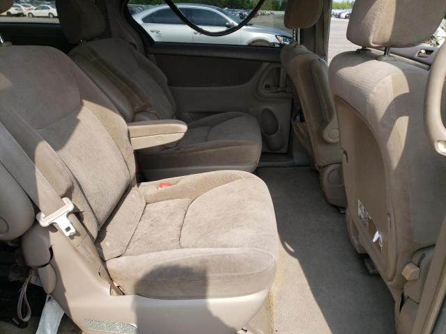 Photo 10 from auction – 2004 TOYOTA SIENNA CE with VIN 5TDZA23C34S211198