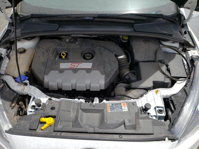 Photo 11 from auction – 2017 FORD FOCUS ST with VIN 1FADP3L91HL235256