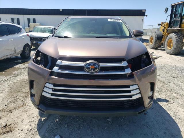 Photo 5 from auction – 2017 TOYOTA HIGHLANDER with VIN 5TDKZRFH0HS205973