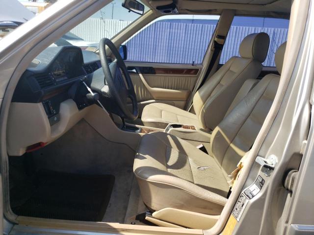 Photo 7 from auction – 1995 MERCEDES-BENZ E 320 BASE with VIN WDBEA32E2SC200696