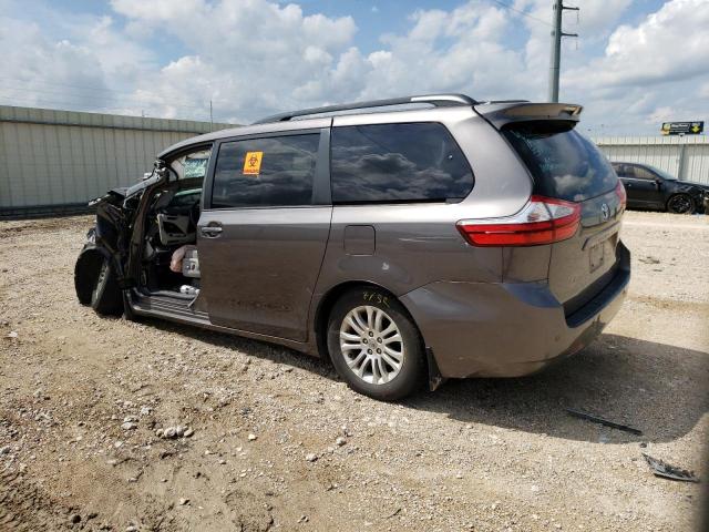 Photo 2 from auction – 2016 TOYOTA SIENNA XLE with VIN 5TDYK3DC5GS710571