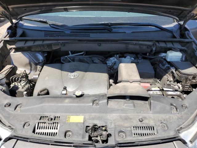 Photo 11 from auction – 2018 TOYOTA HIGHLANDER with VIN 5TDJZRFH9JS824699