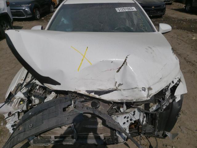 Photo 11 from auction – 2016 TOYOTA CAMRY LE with VIN 4T4BF1FK1GR531055