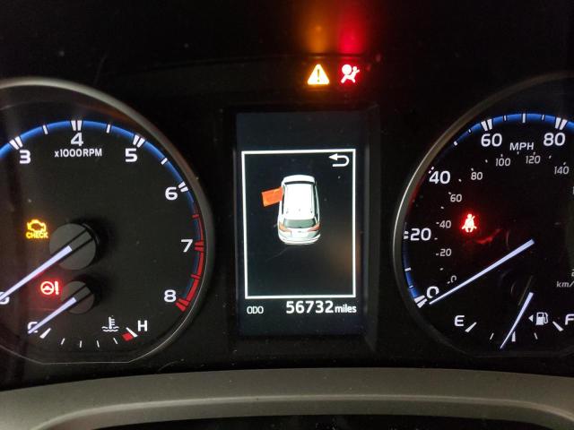 Photo 9 from auction – 2018 TOYOTA RAV4 LE with VIN JTMBFREVXJD253174