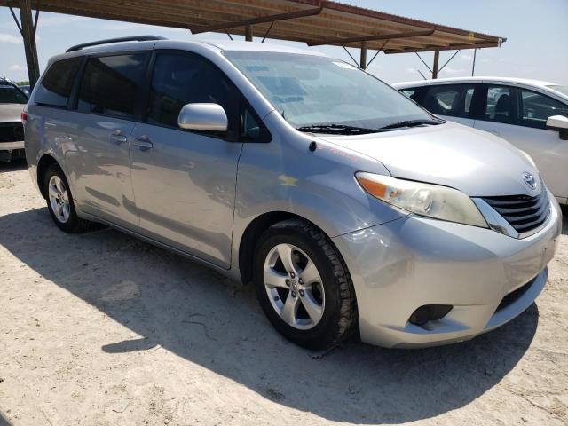 Photo 4 from auction – 2013 TOYOTA SIENNA LE with VIN 5TDKK3DC5DS388080