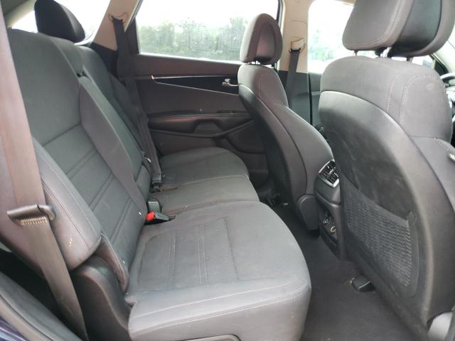 Photo 11 from auction – 2016 KIA SORENTO LX with VIN 5XYPG4A55GG034192