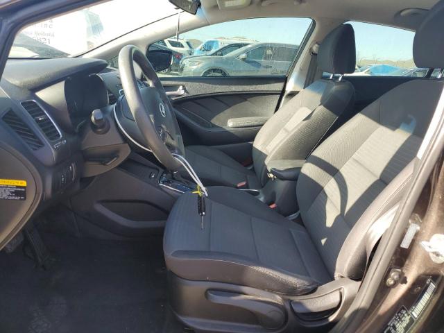 Photo 7 from auction – 2017 KIA FORTE LX with VIN 3KPFL4A76HE043877