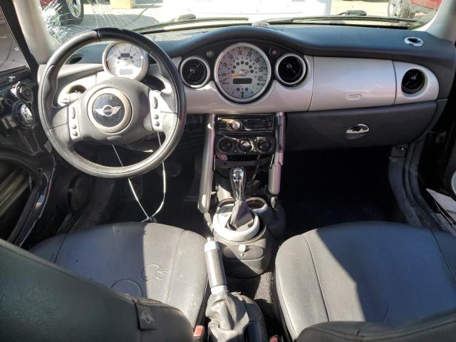 Photo 8 from auction – 2004 MINI COOPER with VIN WMWRC33414TJ58900