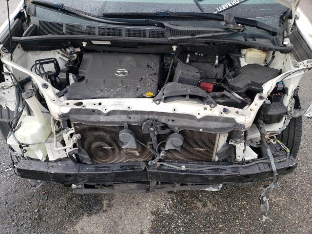 Photo 11 from auction – 2015 TOYOTA SIENNA SPO with VIN 5TDXK3DC2FS681539