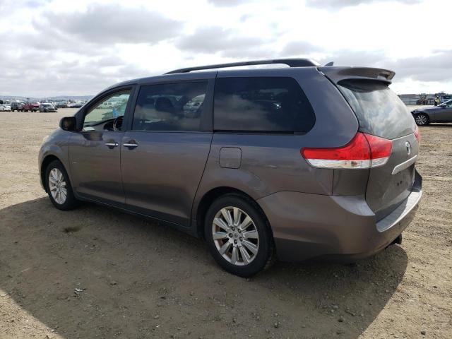 Photo 2 from auction – 2011 TOYOTA SIENNA XLE with VIN 5TDDK3DC5BS004093