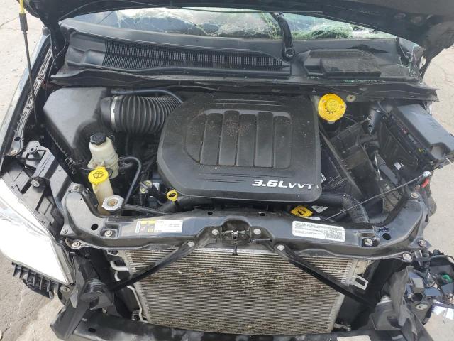 Photo 12 from auction – 2015 CHRYSLER TOWN & COU with VIN 2C4RC1BG8FR560605