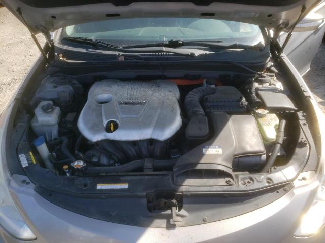 Photo 11 from auction – 2012 HYUNDAI SONATA HYB with VIN KMHEC4A41CA057050