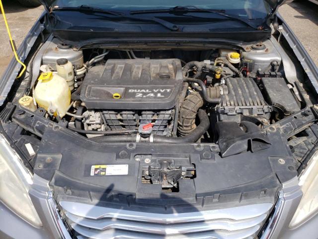 Photo 11 from auction – 2014 CHRYSLER 200 LX with VIN 1C3CCBAB8EN238175