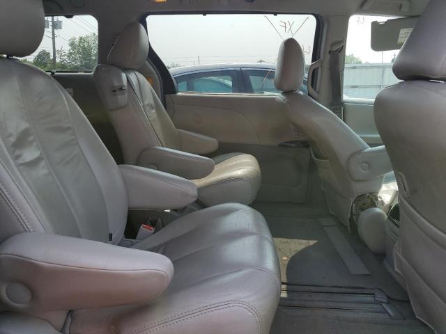 Photo 11 from auction – 2011 TOYOTA SIENNA LE with VIN 5TDKK3DC8BS007643