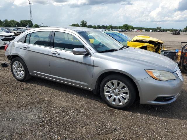 Photo 4 from auction – 2014 CHRYSLER 200 with VIN 1C3CCBAB3EN207626
