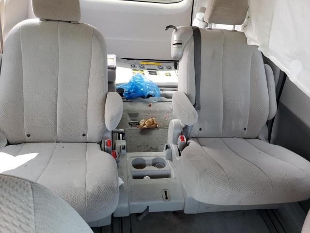 Photo 11 from auction – 2013 TOYOTA SIENNA LE with VIN 5TDKK3DC7DS404876