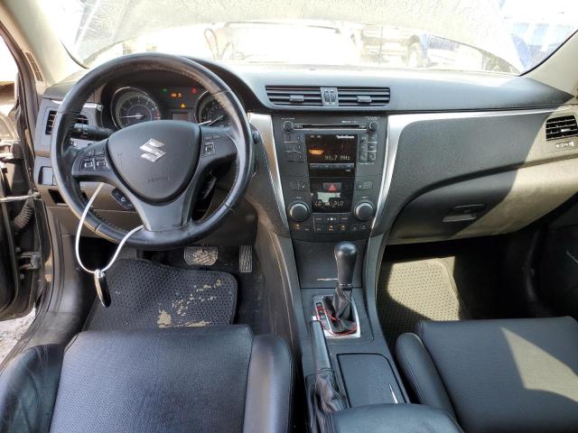 Photo 8 from auction – 2010 SUZUKI KIZASHI SL with VIN JS2RF9A72A6100028