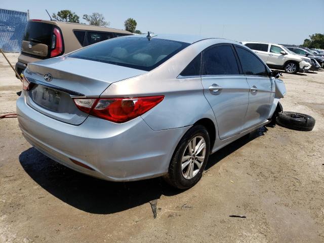 Photo 3 from auction – 2013 HYUNDAI SONATA GLS with VIN 5NPEB4AC8DH691416