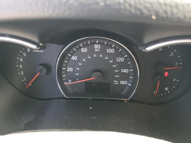 Photo 9 from auction – 2015 KIA SORENTO LX with VIN 5XYKTCA68FG652078