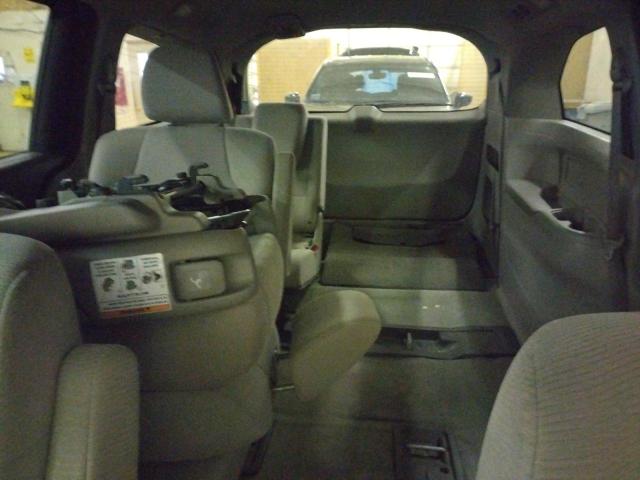 Photo 10 from auction – 2012 HONDA ODYSSEY LX with VIN 5FNRL5H26CB132848