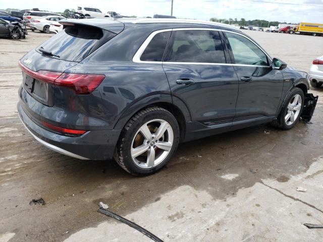 Фото 3 с аукциона – 2019 AUDI E-TRON PRE с VIN WA1LAAGE7KB024699