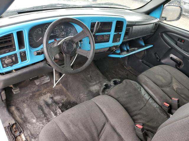Photo 8 from auction – 2002 CHEVROLET SILVERADO with VIN 1GCEC14V92E131054