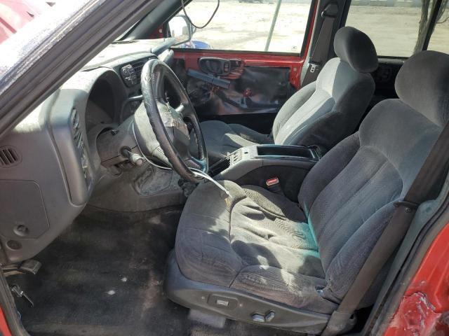 Photo 7 from auction – 2000 CHEVROLET BLAZER with VIN 1GNDT13W7Y2376443