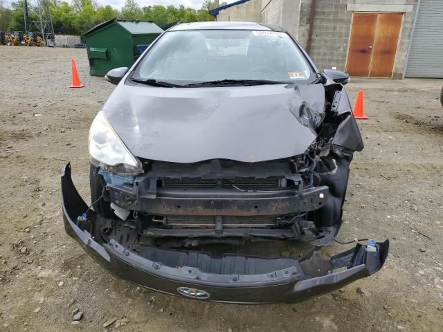 Photo 5 from auction – 2013 TOYOTA PRIUS C with VIN JTDKDTB33D1048517