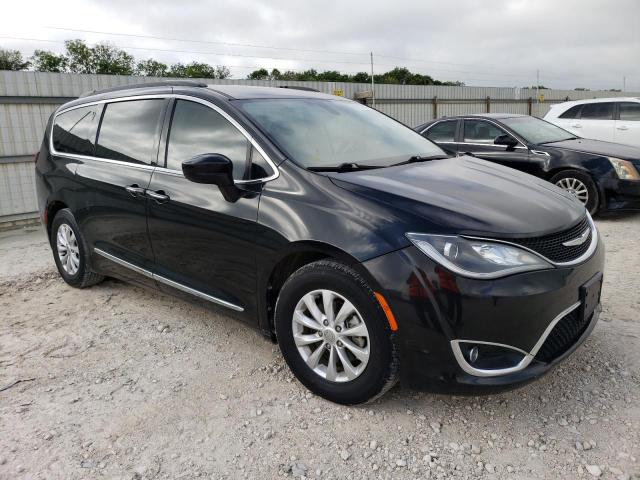 Photo 4 from auction – 2017 CHRYSLER PACIFICA T with VIN 2C4RC1BG7HR517389