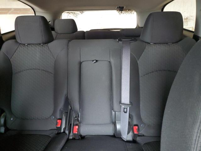 Photo 10 from auction – 2010 CHEVROLET TRAVERSE L with VIN 1GNLRFED2AS143482