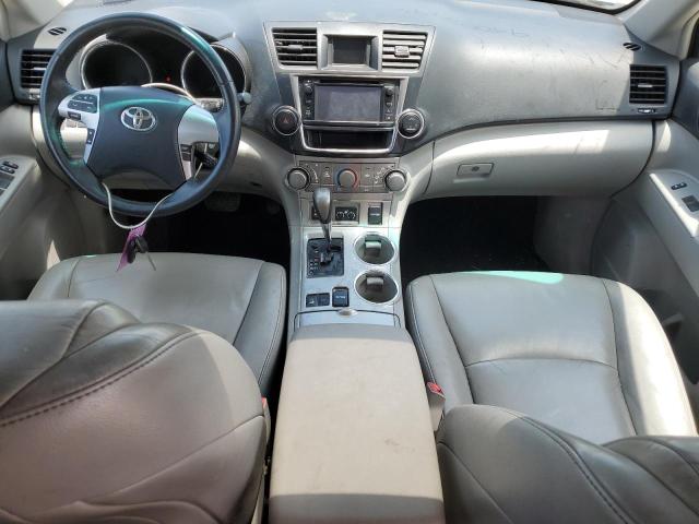 Photo 8 from auction – 2013 TOYOTA HIGHLANDER with VIN 5TDBK3EH1DS270232