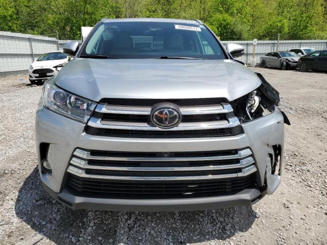 Zdjęcie 5 z aukcji – 2019 TOYOTA HIGHLANDER z VIN 5TDDZRFH4KS936244