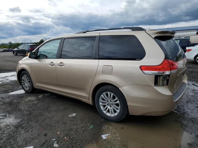 Photo 2 from auction – 2011 TOYOTA SIENNA XLE with VIN 5TDYK3DC9BS167296