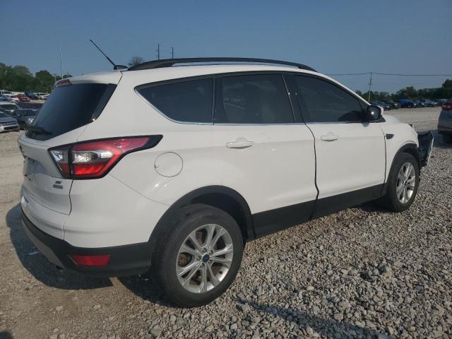 Foto 3 de la subasta – 2017 FORD ESCAPE SE con VIN 1FMCU0GD3HUD65136