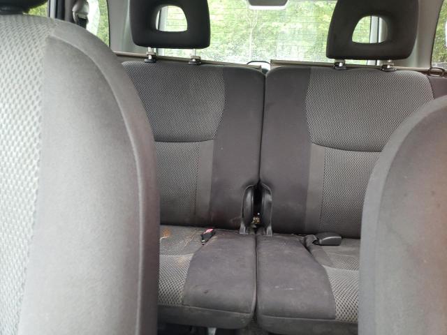 Photo 10 from auction – 2005 TOYOTA RAV4 with VIN JTEGD20V550088007