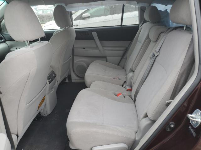 Photo 11 from auction – 2012 TOYOTA HIGHLANDER with VIN 5TDBK3EH2CS157579